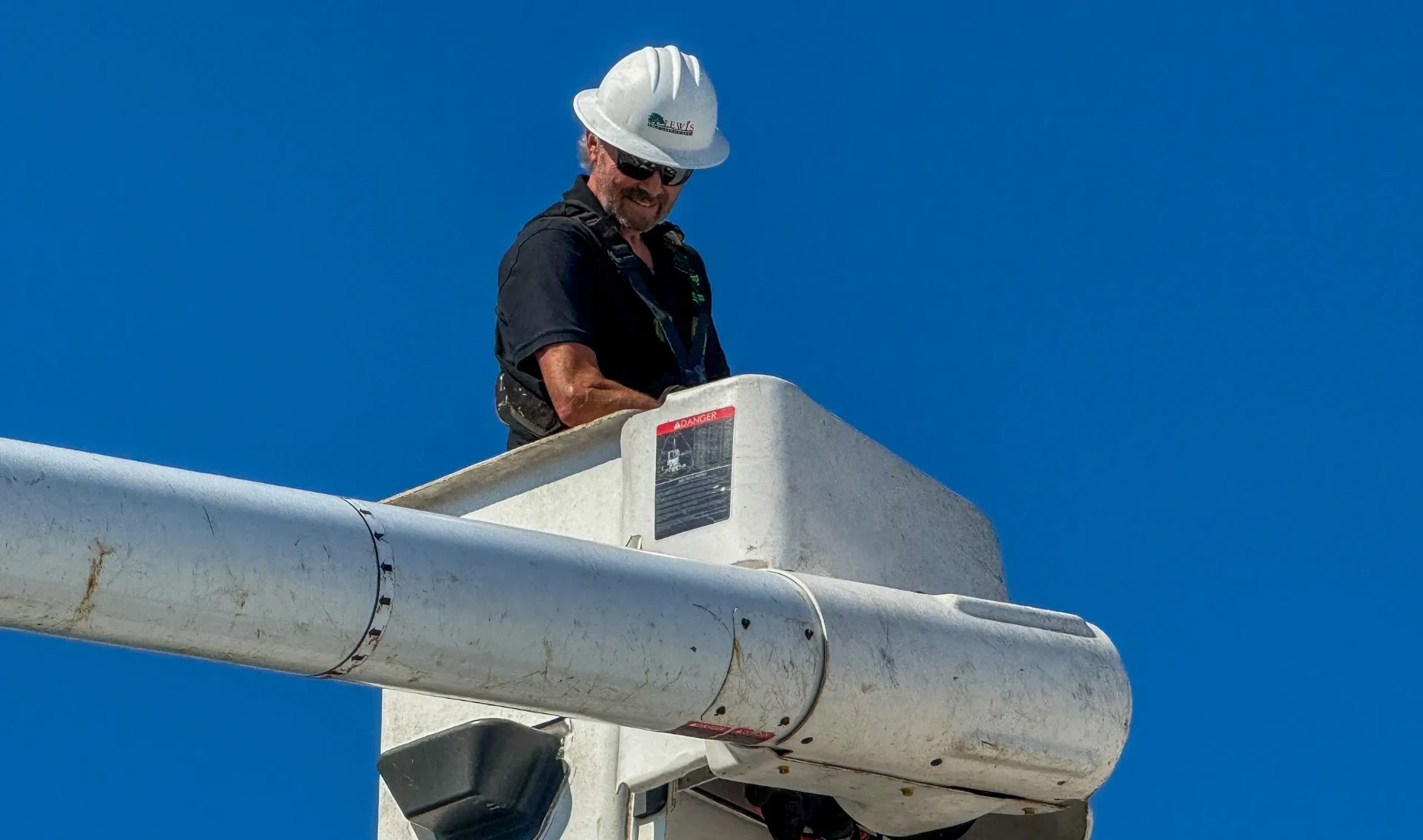 Licensed electrician on-site